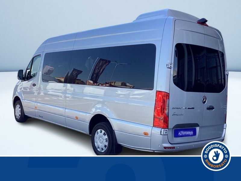 Mercedes-Benz Sprinter 2025