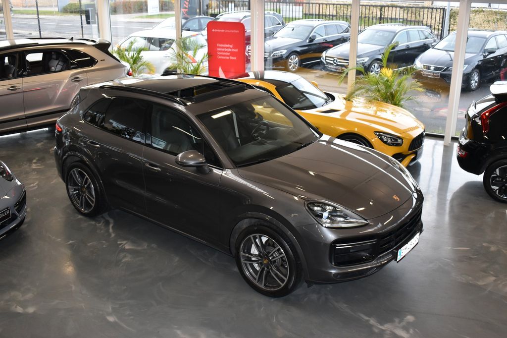 Porsche Cayenne 2023