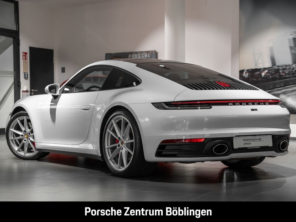 Porsche 992 2023
