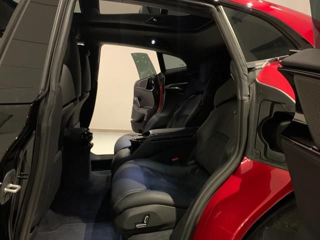 Ferrari Purosangue 2024