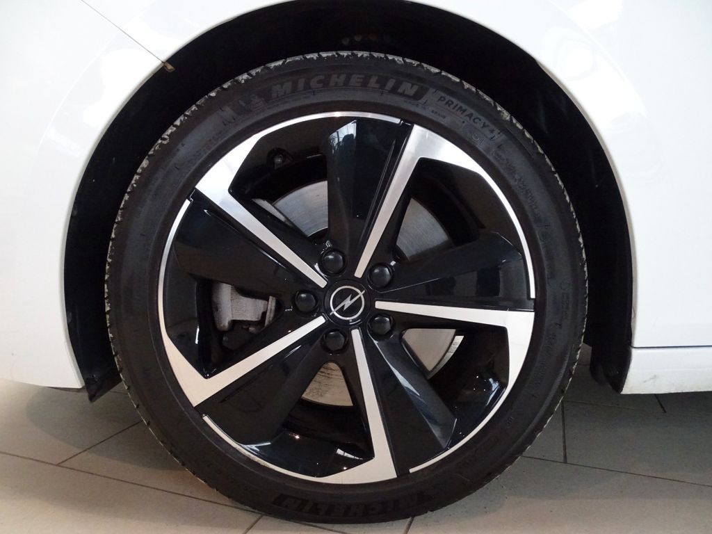 Opel Astra 2022