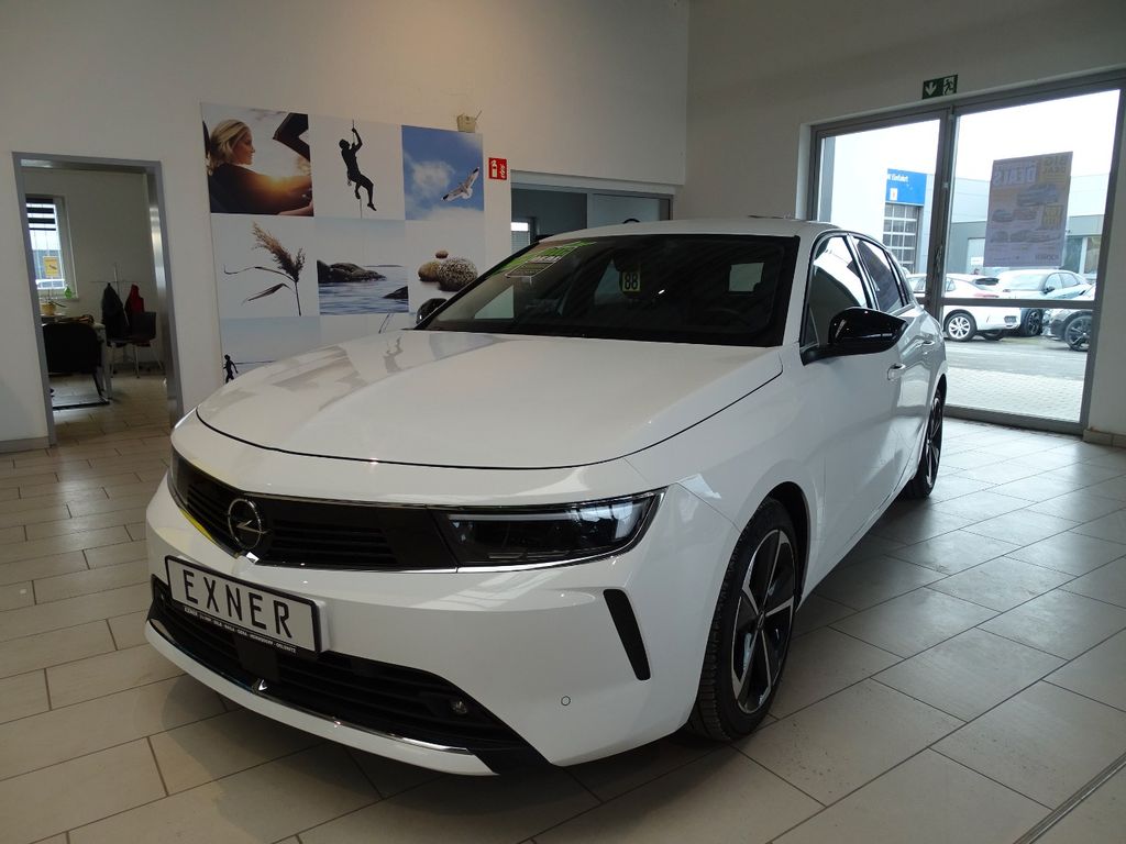 Opel Astra 2022
