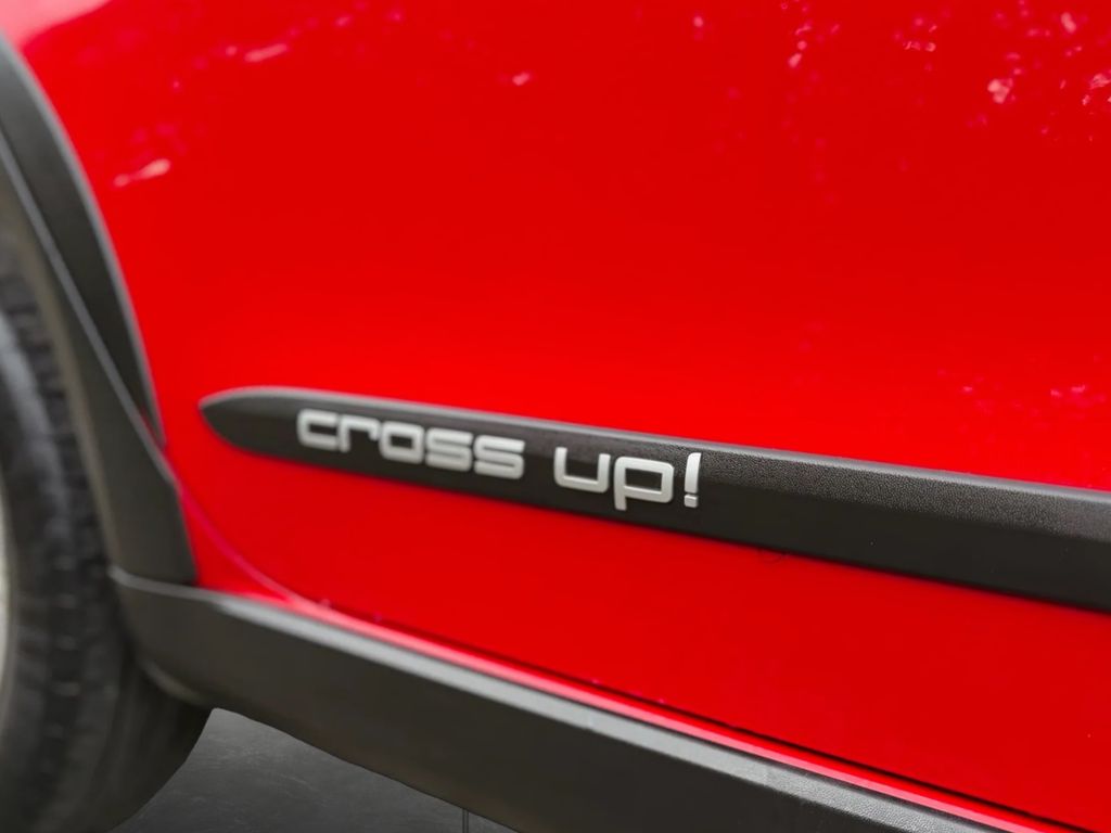Volkswagen up! 2014