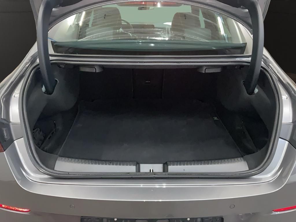 Mercedes-Benz CLA 180 2025