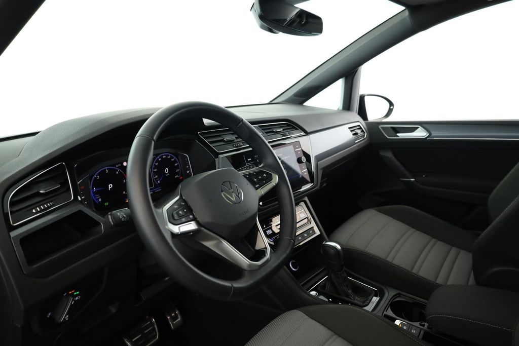 Volkswagen Touran 2025