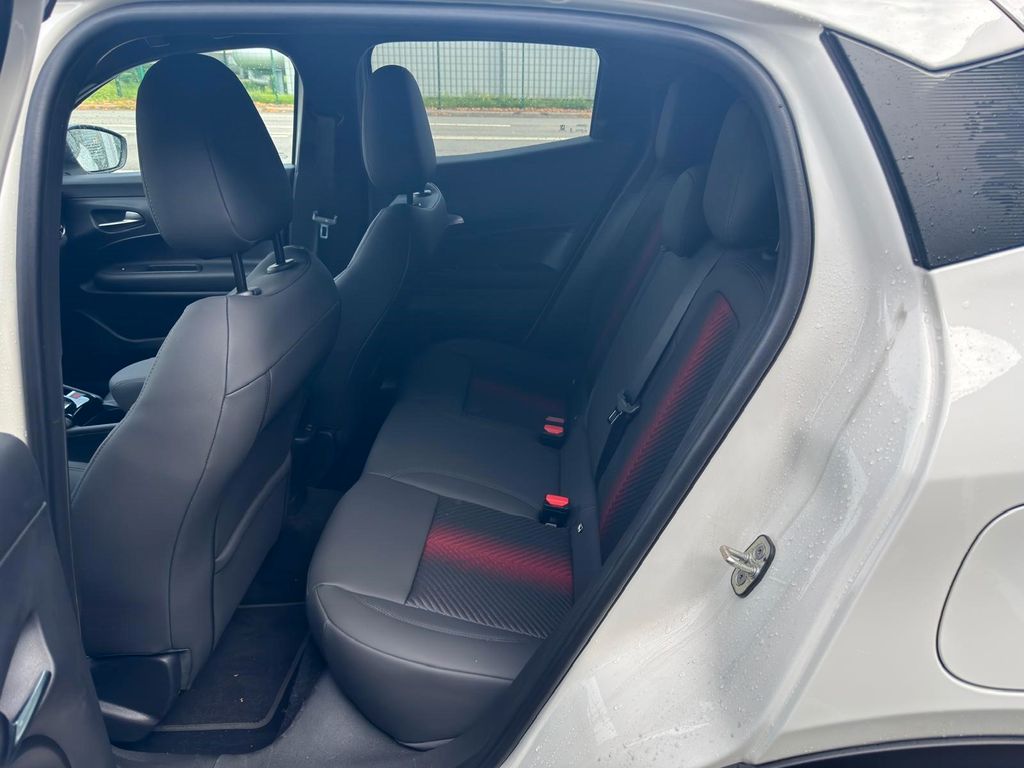 Alfa Romeo Junior 2025