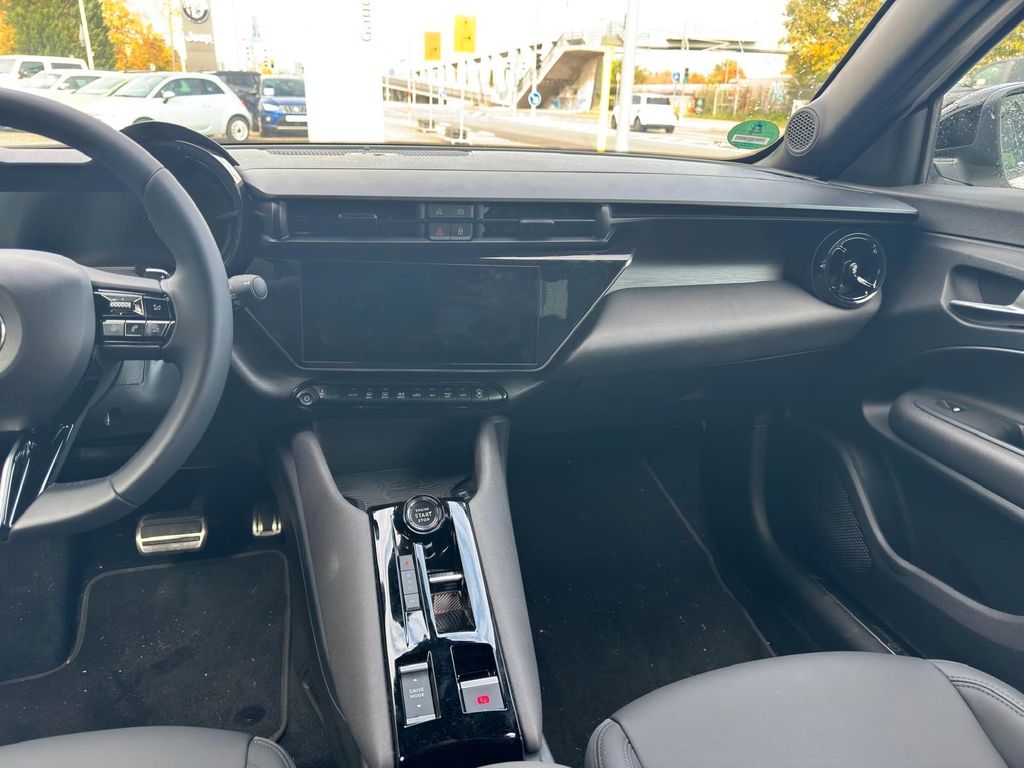 Alfa Romeo Junior 2025