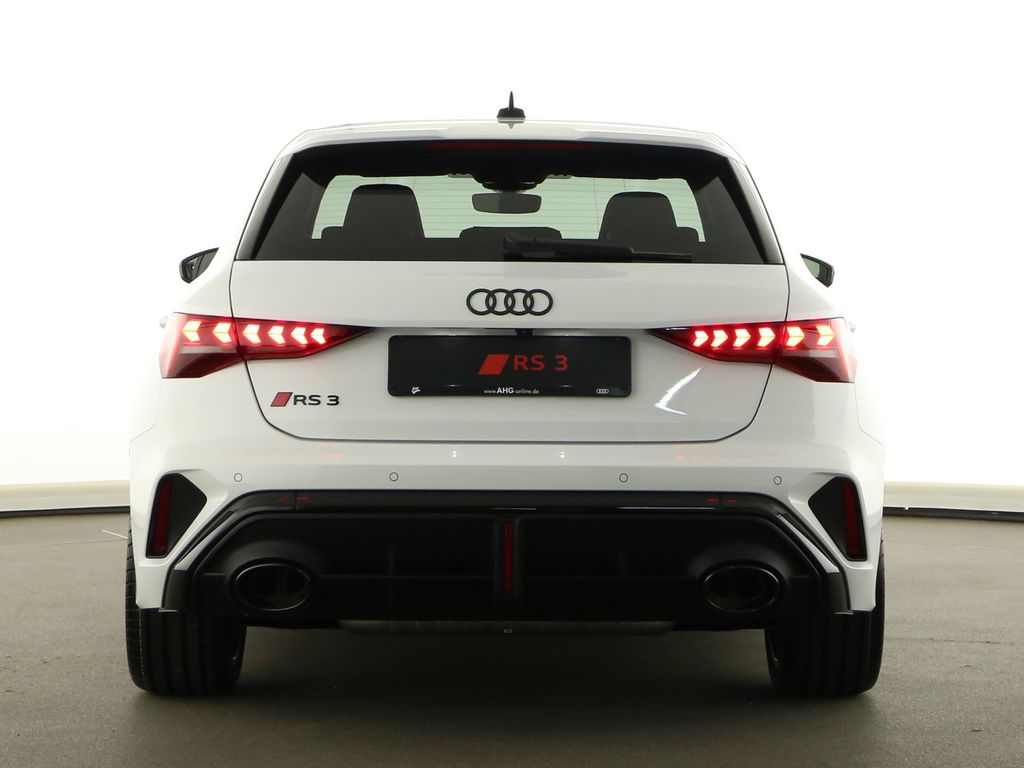 Audi RS3 2025