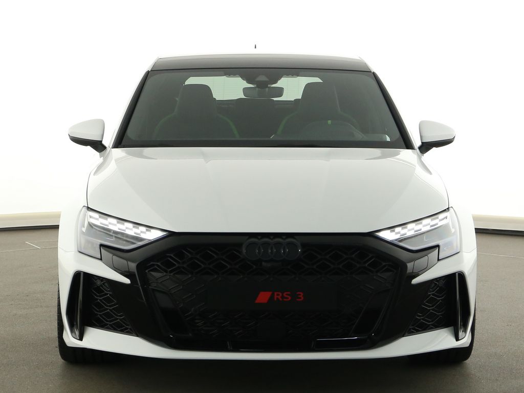 Audi RS3 2025