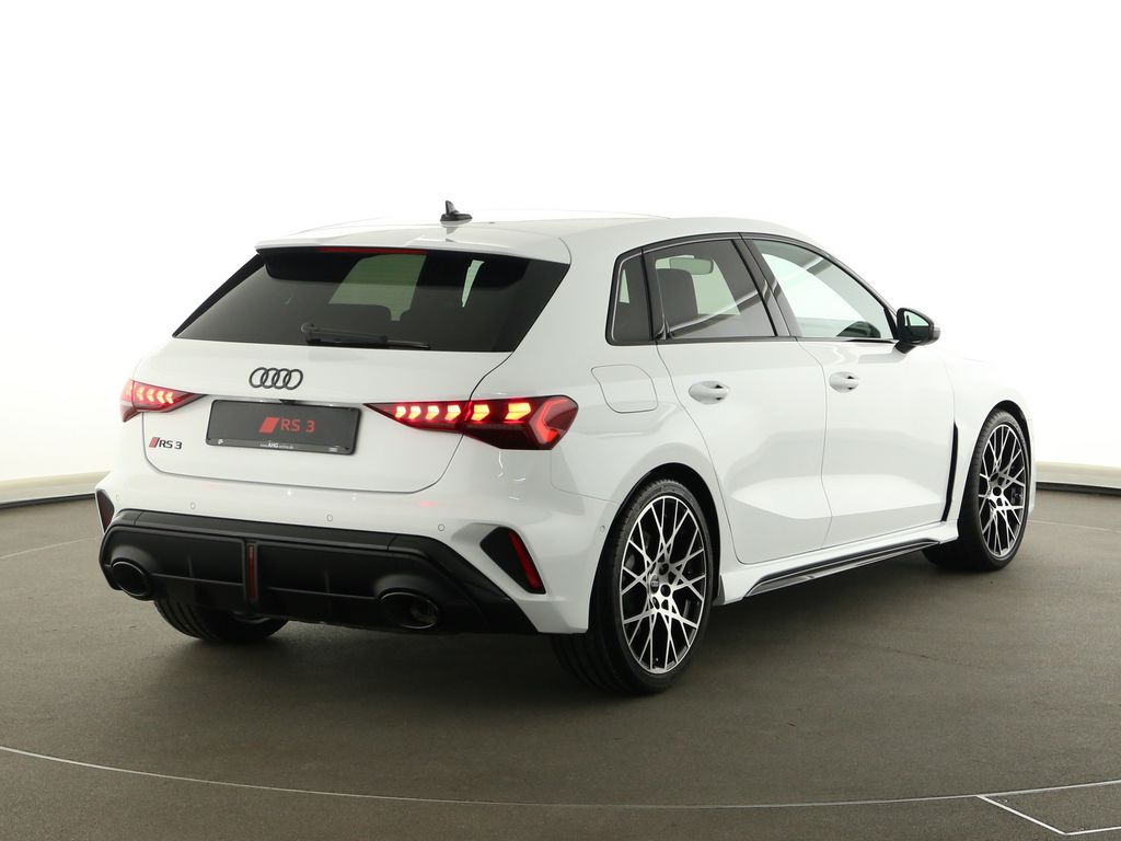 Audi RS3 2025