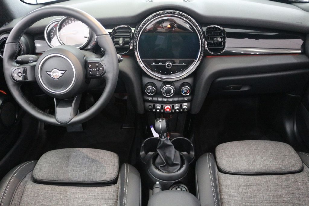 MINI One Cabrio 2022