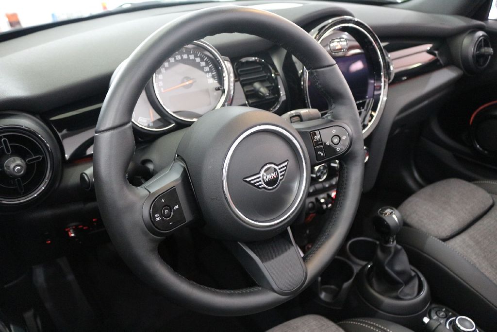 MINI One Cabrio 2022