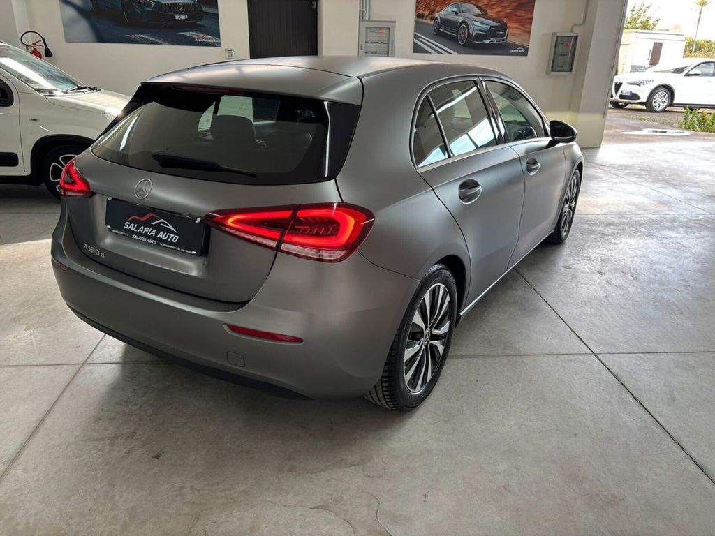 Mercedes-Benz A 180 2021