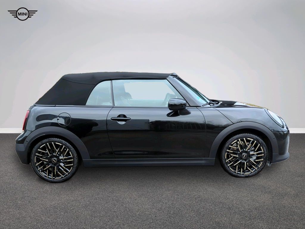 MINI Cooper Cabrio 2024