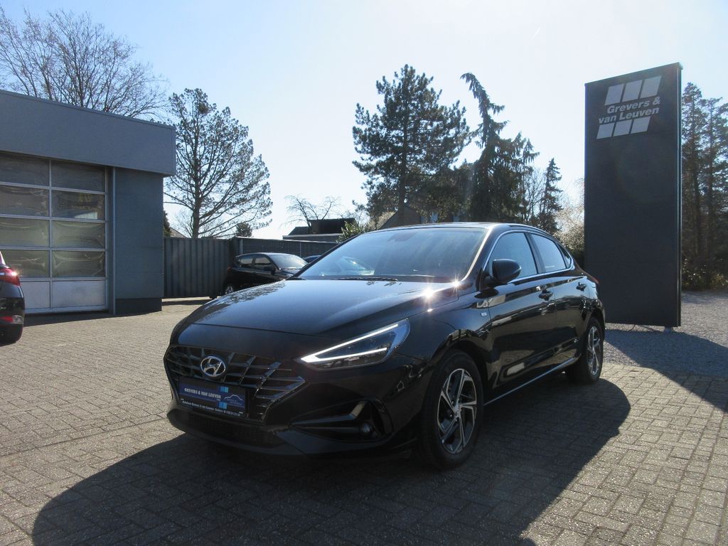Hyundai i30 2021