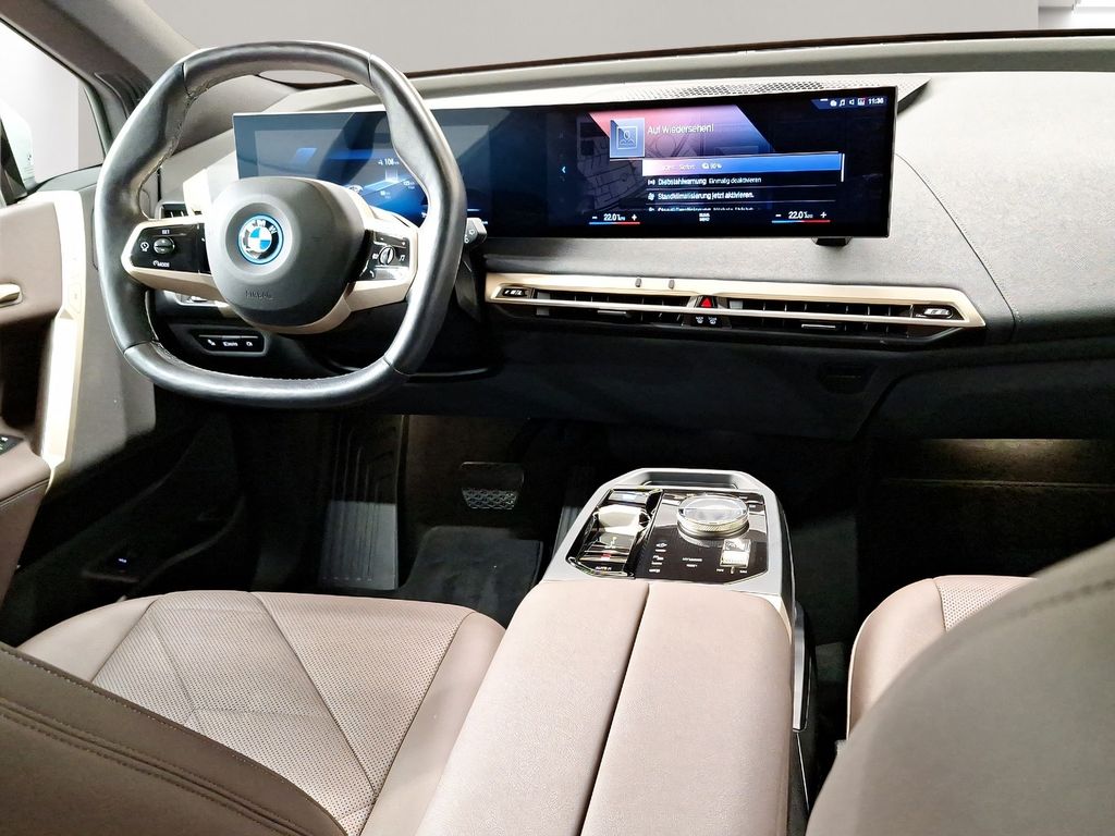 BMW iX 2022