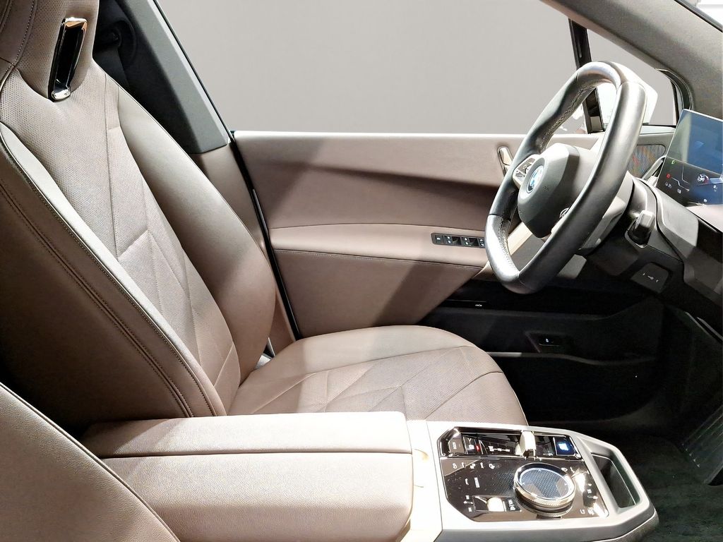 BMW iX 2022