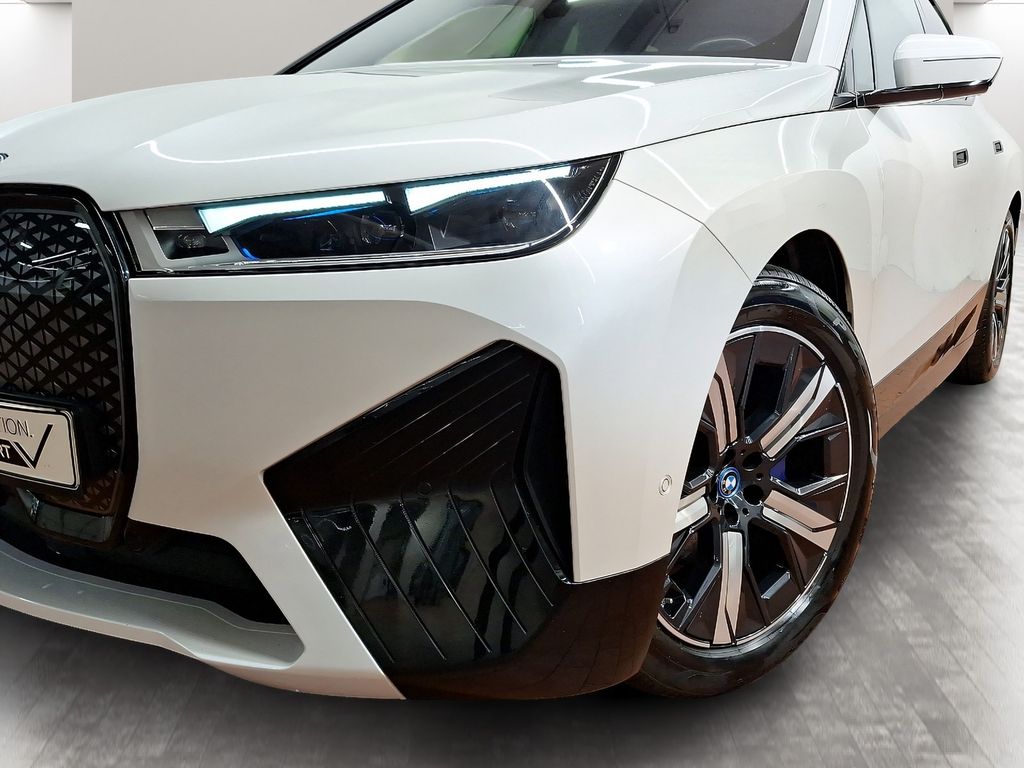 BMW iX 2022