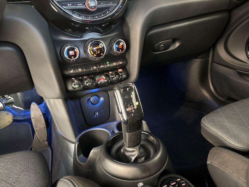 MINI Cooper Cabrio 2020