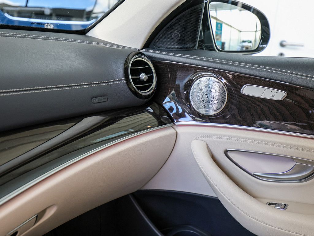 Mercedes-Benz E 300 2023