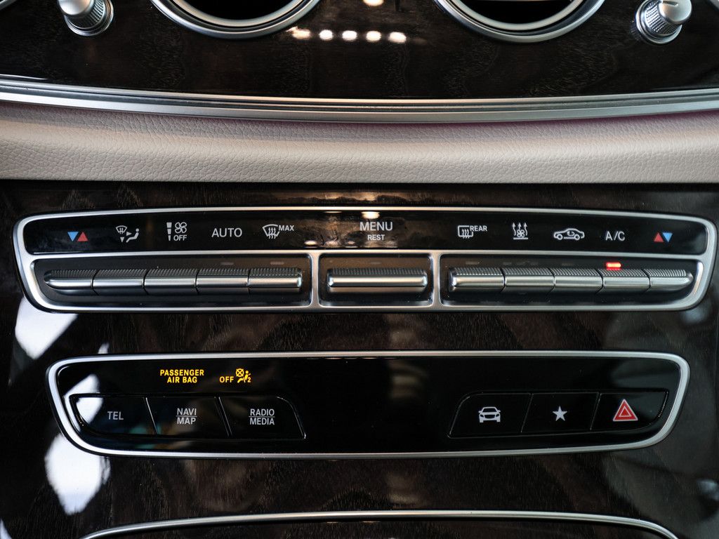 Mercedes-Benz E 300 2023