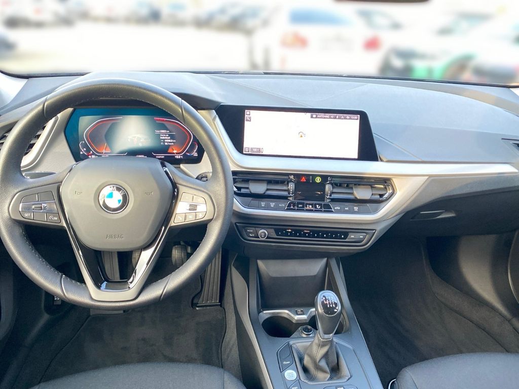BMW 116 2022