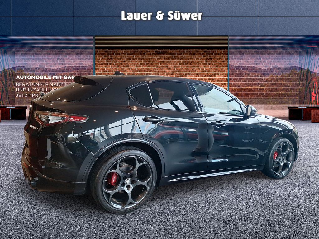 Alfa Romeo Stelvio 2023