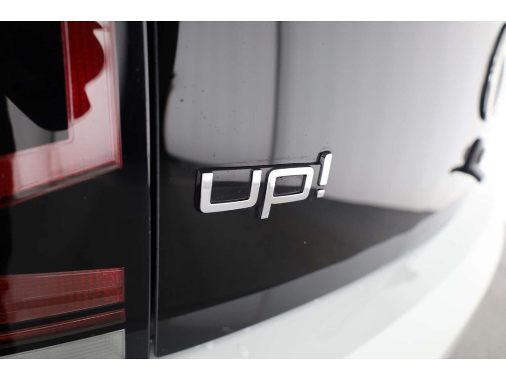 Volkswagen up! 2021