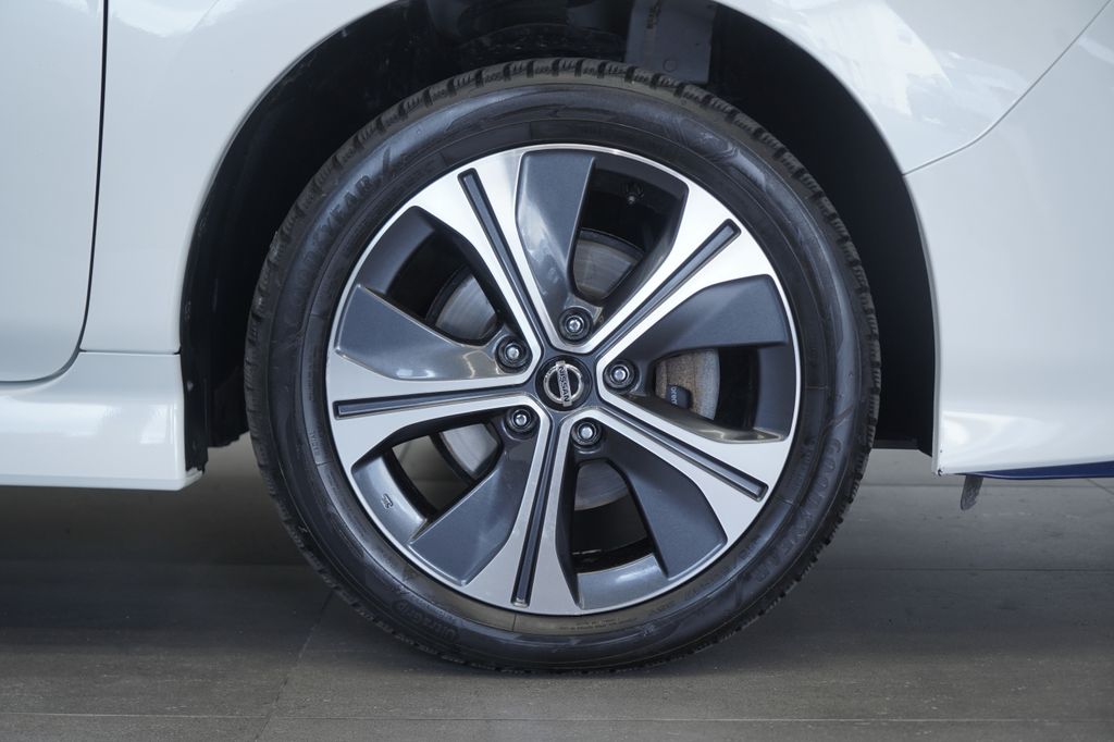 Nissan Leaf 2021