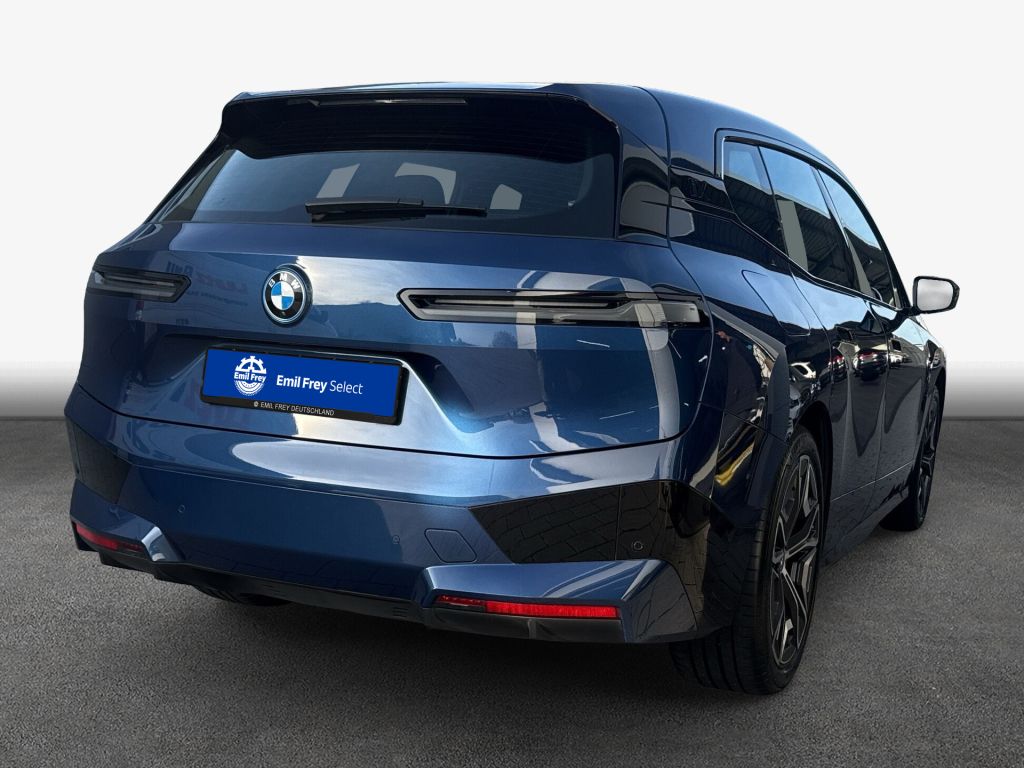 BMW iX 2022