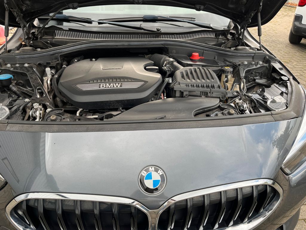 BMW 216 2020