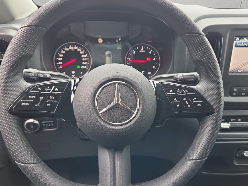 Mercedes-Benz Vito 2024