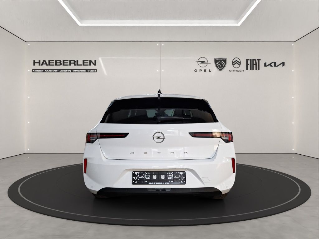Opel Astra 2025