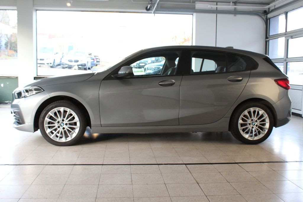 BMW 116 2022