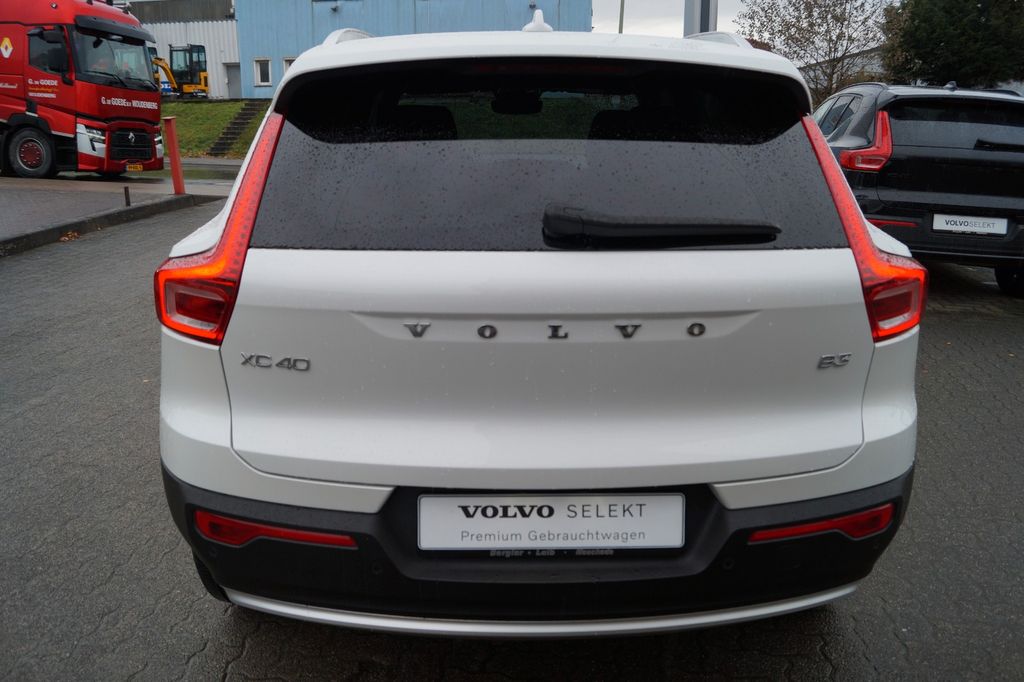 Volvo XC40 2024