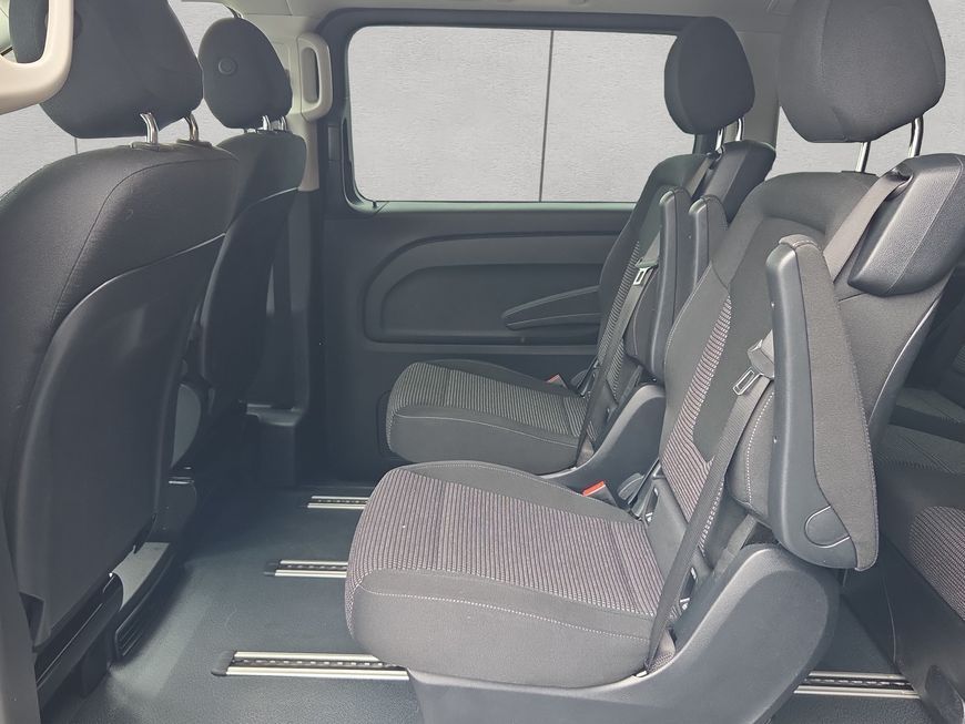 Mercedes-Benz Vito 2024