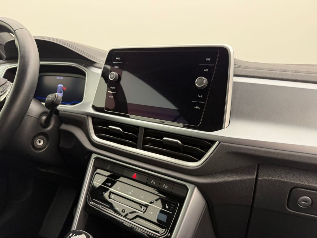 Volkswagen T-Roc 2023