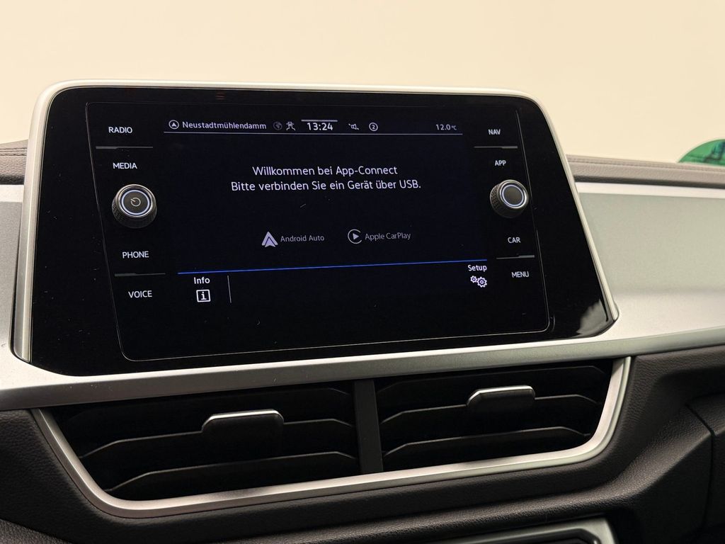 Volkswagen T-Roc 2023