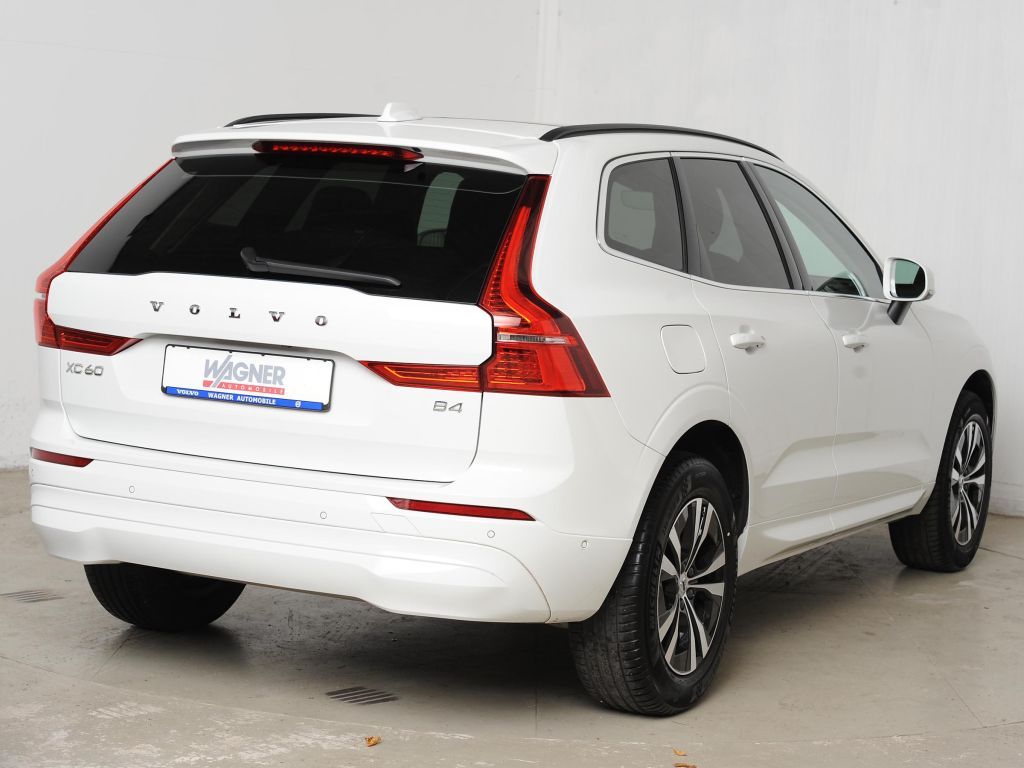 Volvo XC60 2022