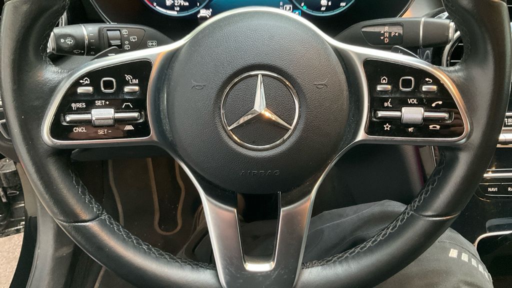 Mercedes-Benz C 300 2021