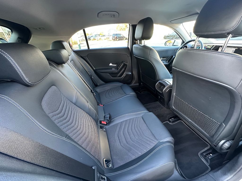 Mercedes-Benz A 180 2022