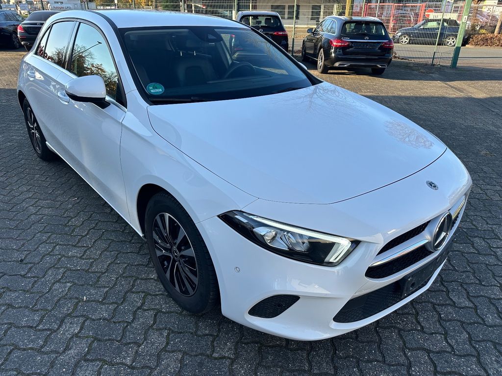 Mercedes-Benz A 180 2022
