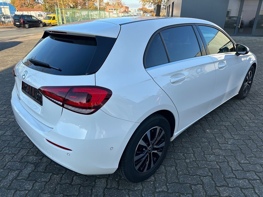 Mercedes-Benz A 180 2022