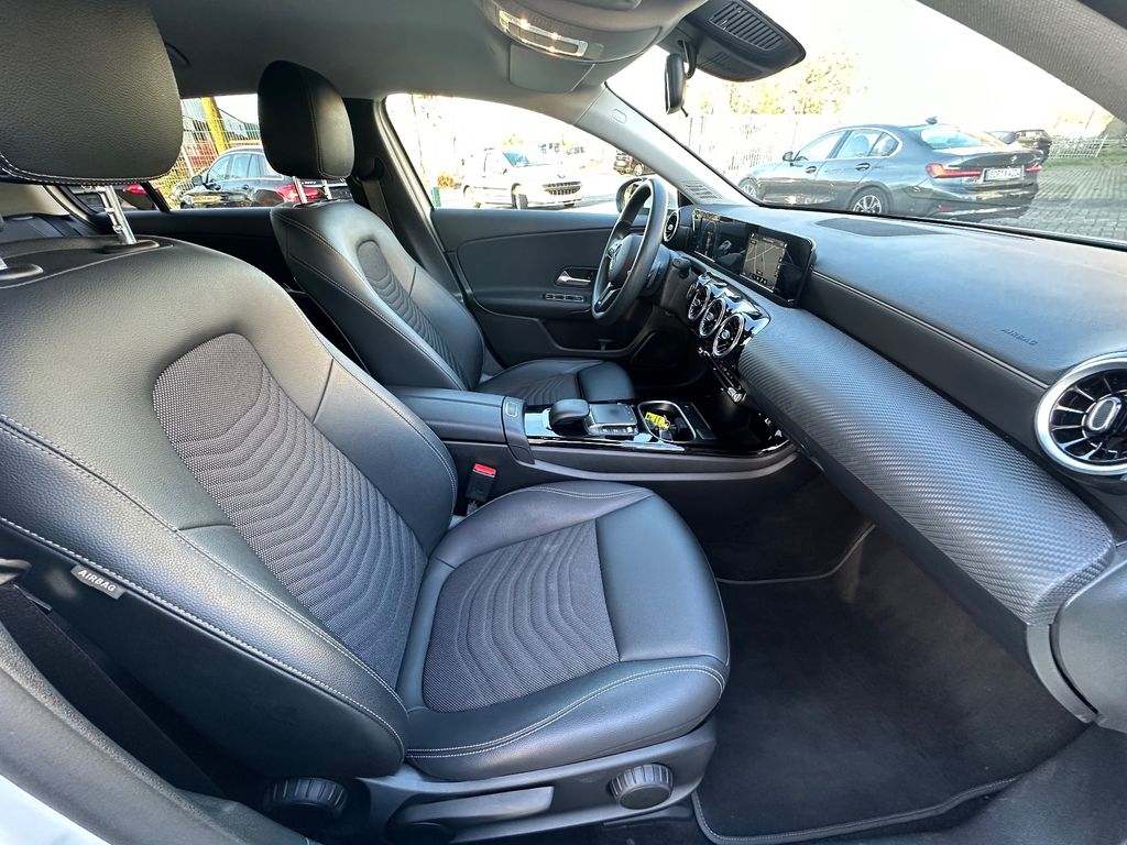 Mercedes-Benz A 180 2022