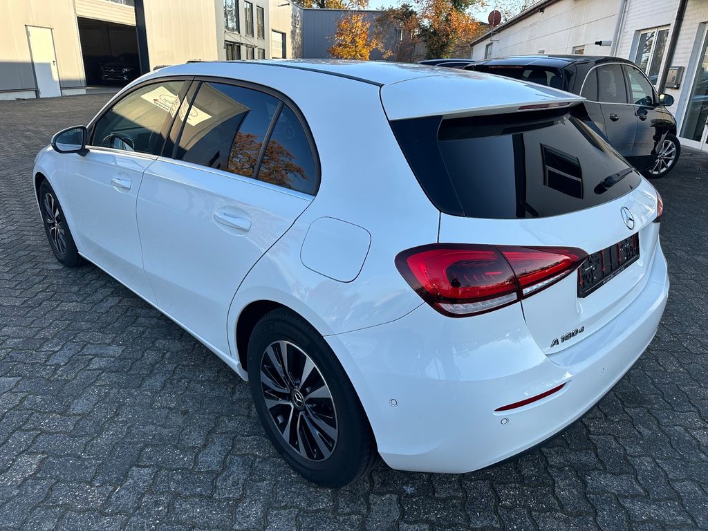 Mercedes-Benz A 180 2022