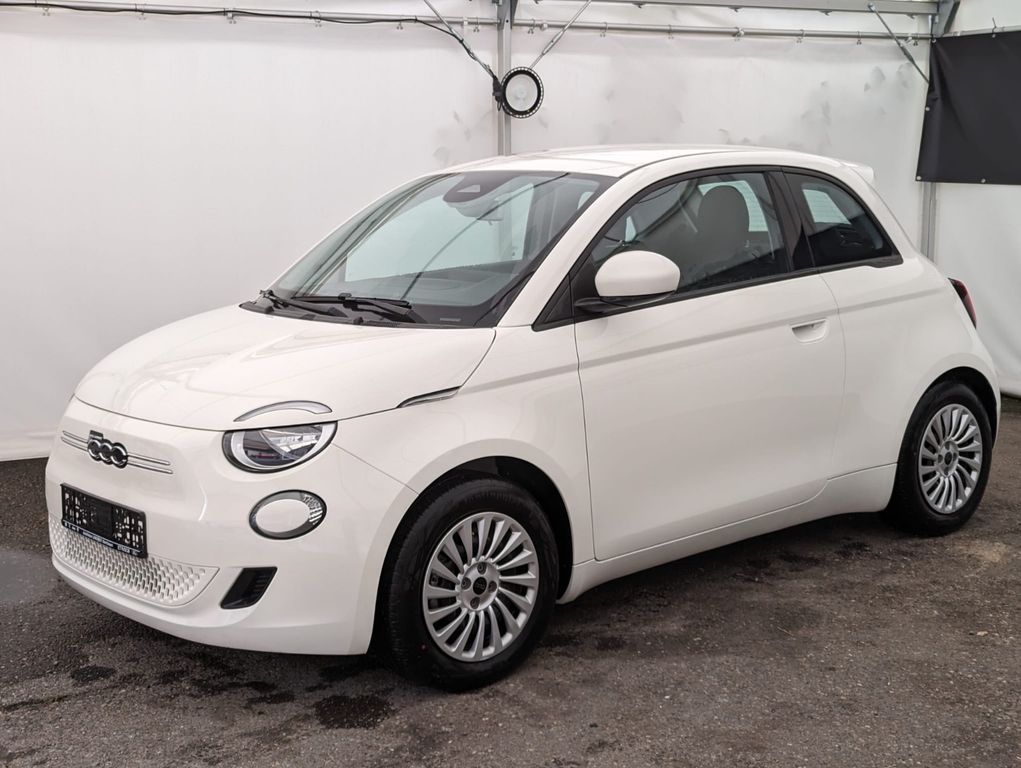Fiat 500e 2023