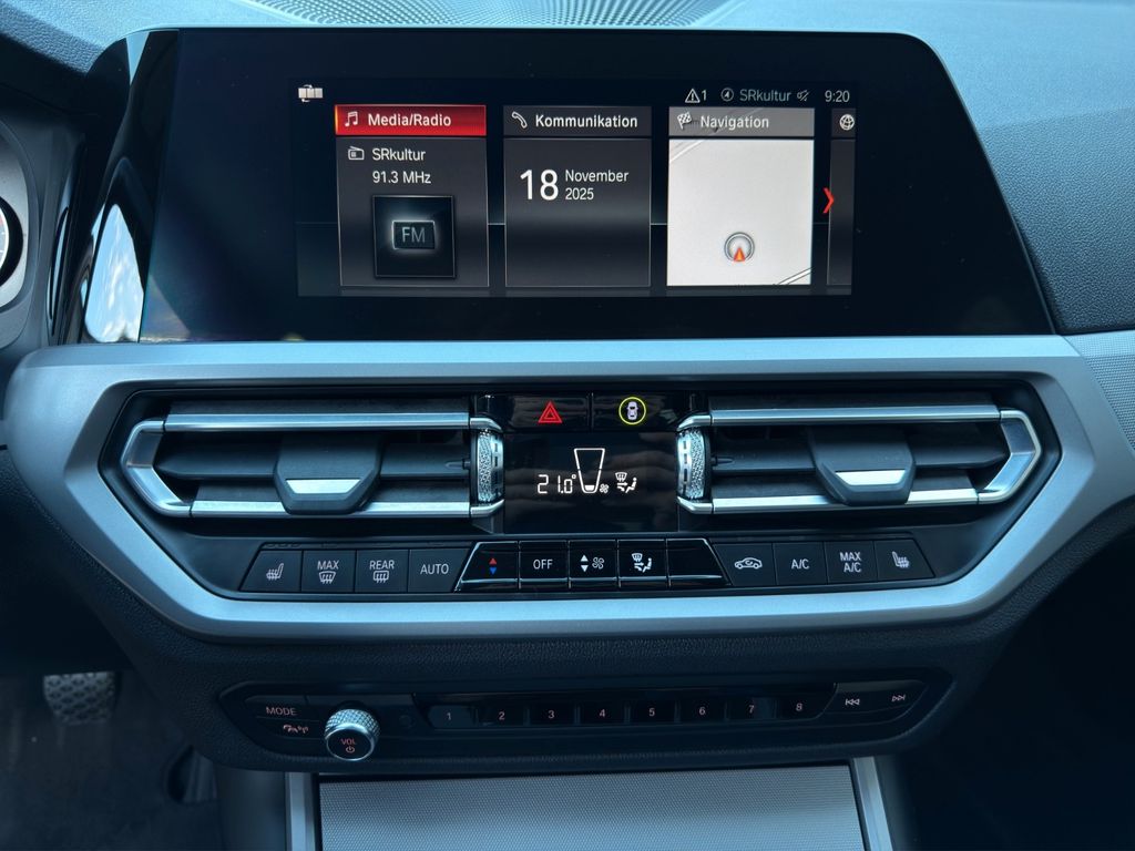BMW 318 2019