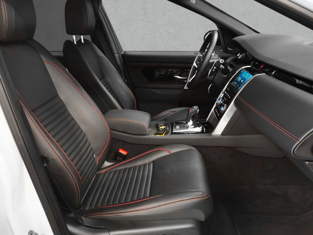 Land Rover Discovery Sport 2021