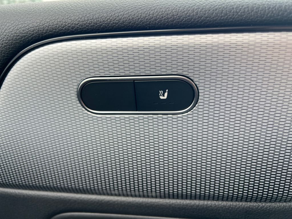 Mercedes-Benz B 200 2022