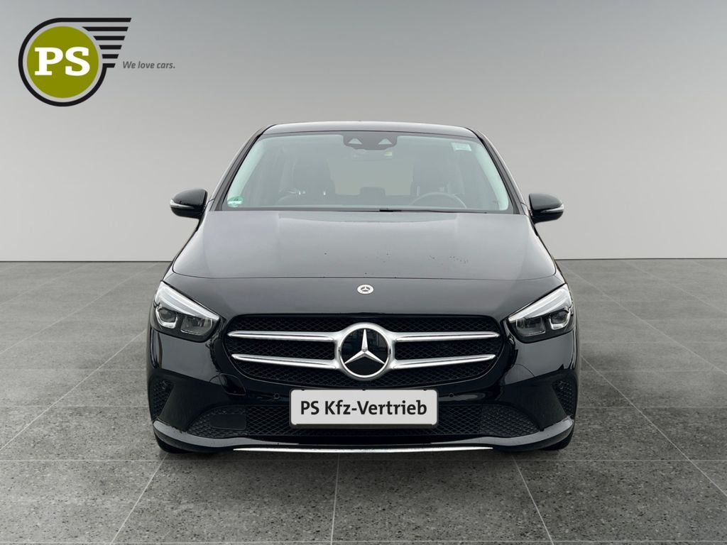 Mercedes-Benz B 200 2022